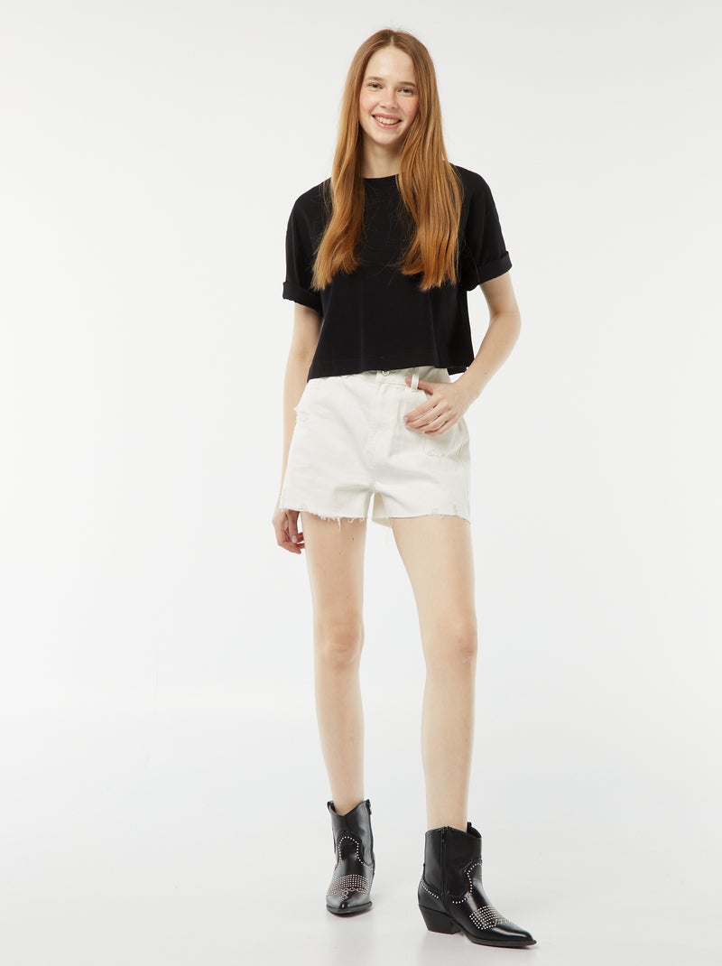 Short corto vaquero con efecto desgastado y acabados sin rematar blanco - Kiabi