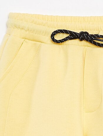 Short de chándal ligero estilo baloncesto