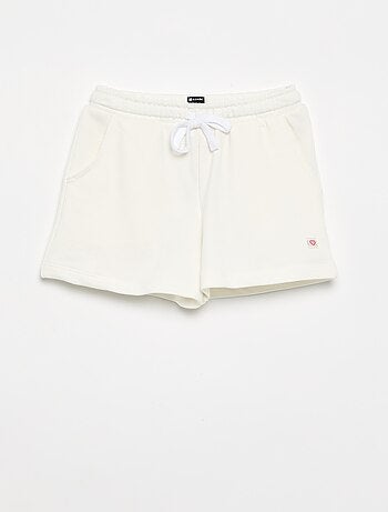Short de felpa con bolsillos