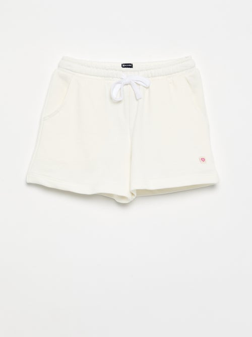 Short de felpa con bolsillos - Kiabi Short de felpa con bolsillos - Kiabi