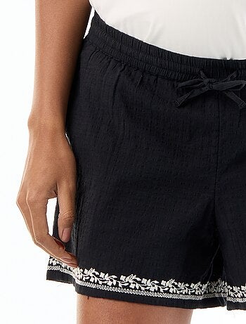 Short de maternidad bordado
