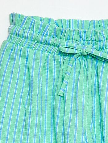 Pantalón corto de rayas en punto crepé