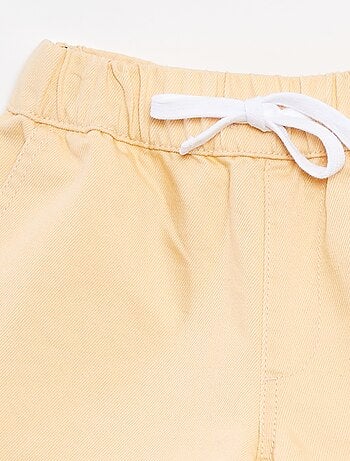 Short de sarga con cintura elástica