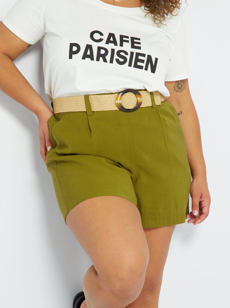 Short de sarga con cinturón VERDE - Kiabi