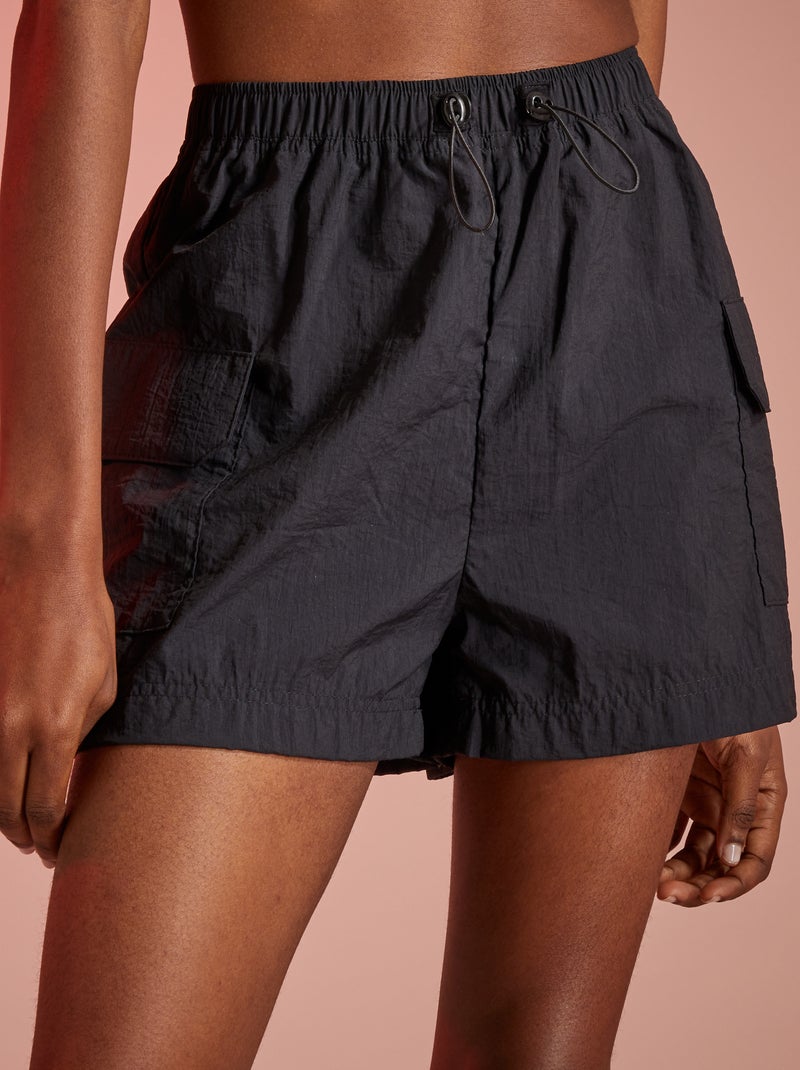 Short de talle alto con bolsillos cargo Negro - Kiabi