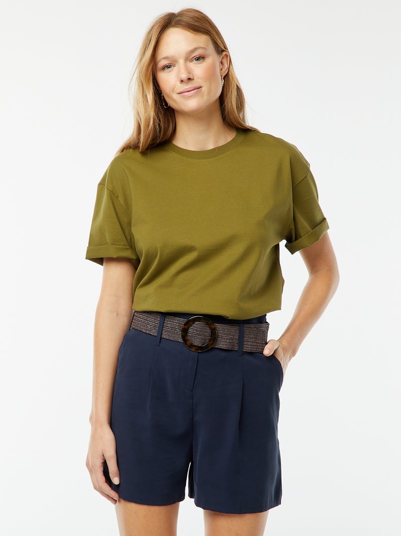 Short de tiro alto con cinturón azul - Kiabi