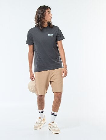 Short deportivo con bolsillos de punto