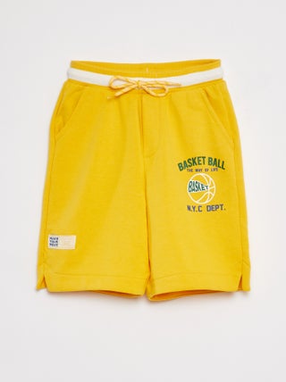 Short deportivo con cintura en contraste