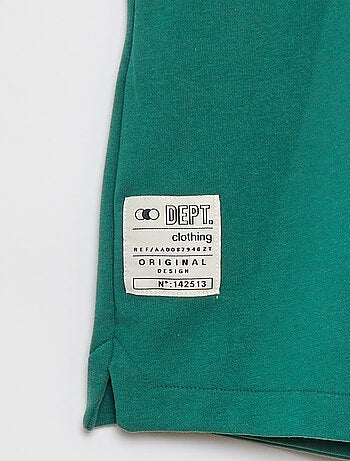 Short deportivo con cintura en contraste