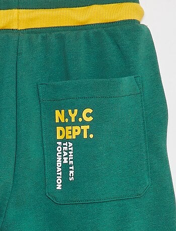 Short deportivo con cintura en contraste
