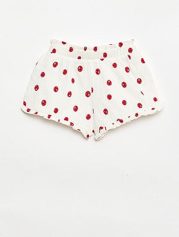 Short estampado con bajo volanteado