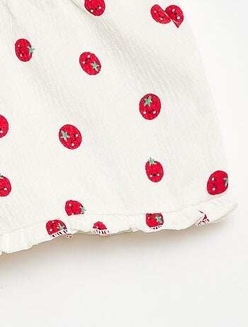 Short estampado con bajo volanteado