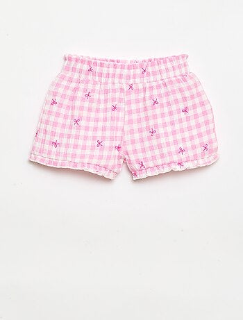 Short estampado con bajo volanteado