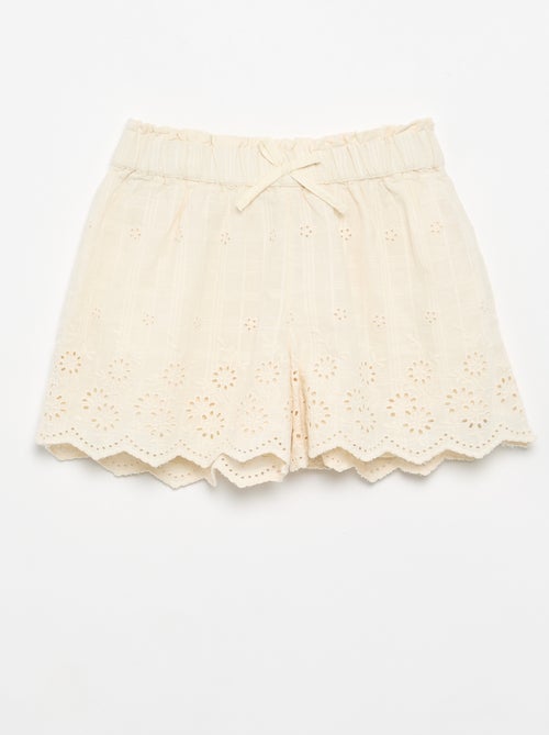 Short liso con bordados ingleses - Kiabi