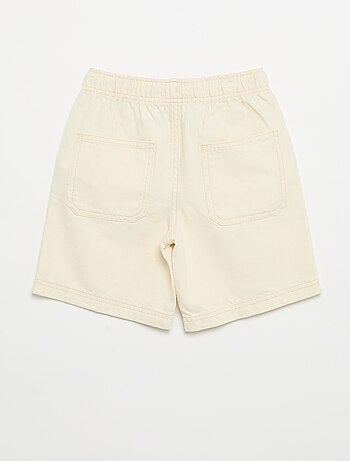 Short liso con cintura elástica