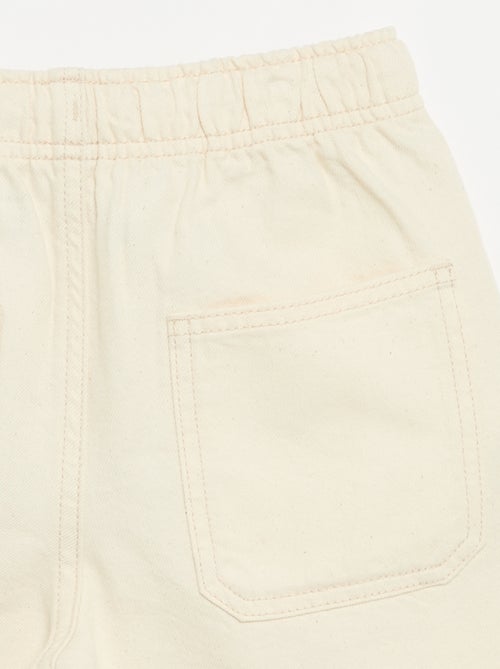 Short liso con cintura elástica - Kiabi
