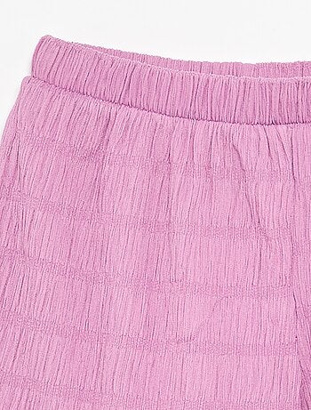 Short liso de punto gofrado