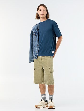 Short liso multibolsillos