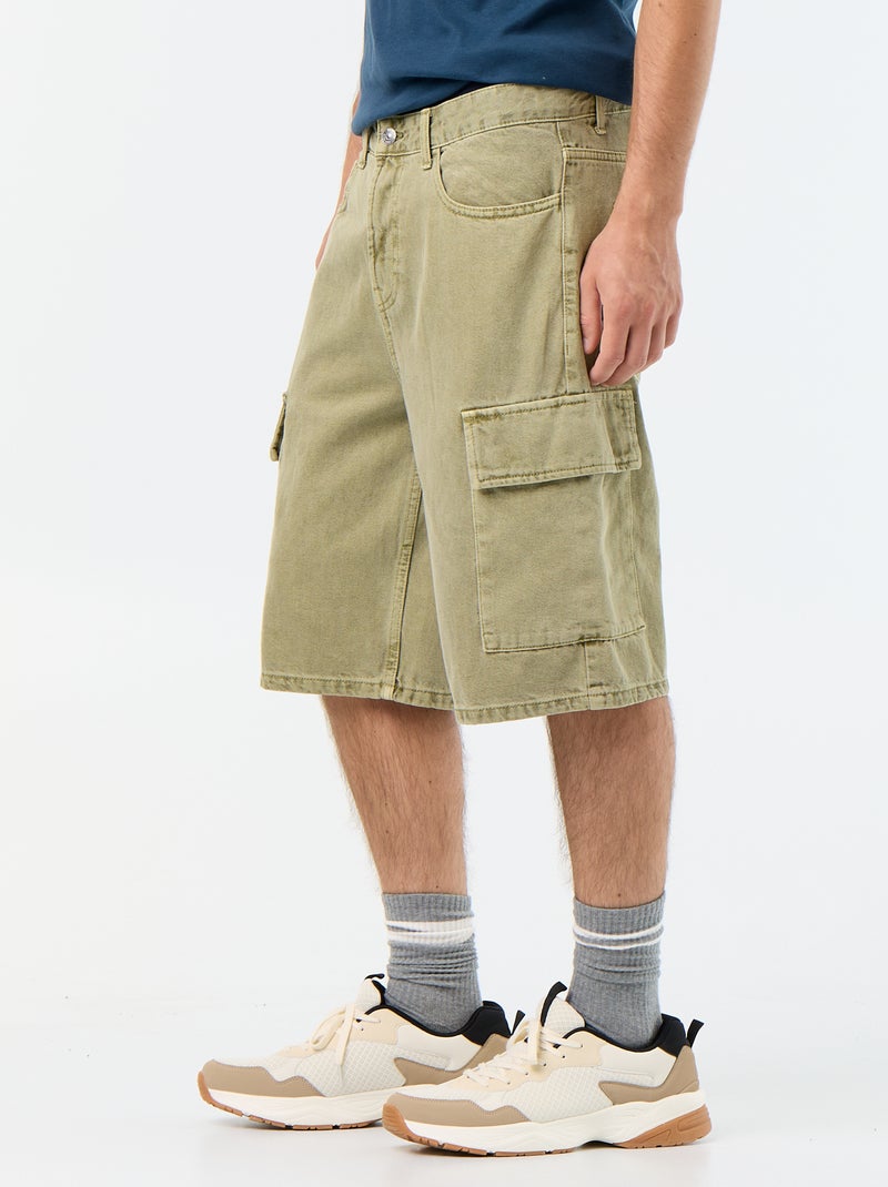Short liso multibolsillos Kaki - Kiabi