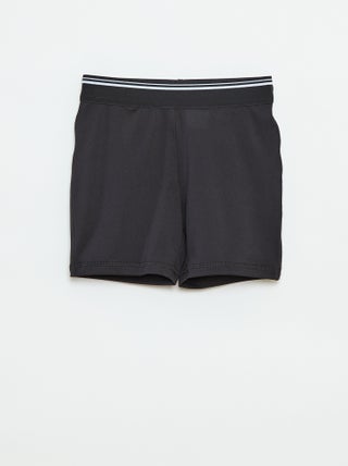 Short tipo ciclista de deporte