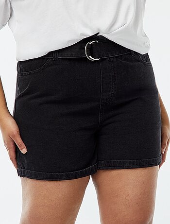 Short vaquero de tiro alto con cinturón