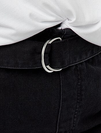 Short vaquero de tiro alto con cinturón