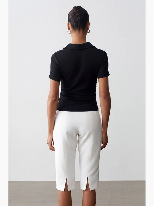 Shorts capri rectos de tiro alto con abertura dilvin - Kiabi Shorts capri rectos de tiro alto con abertura dilvin - Kiabi