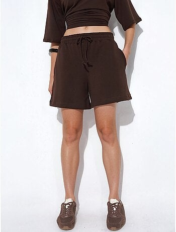 Shorts de chándal de tiro medio con cordón busem