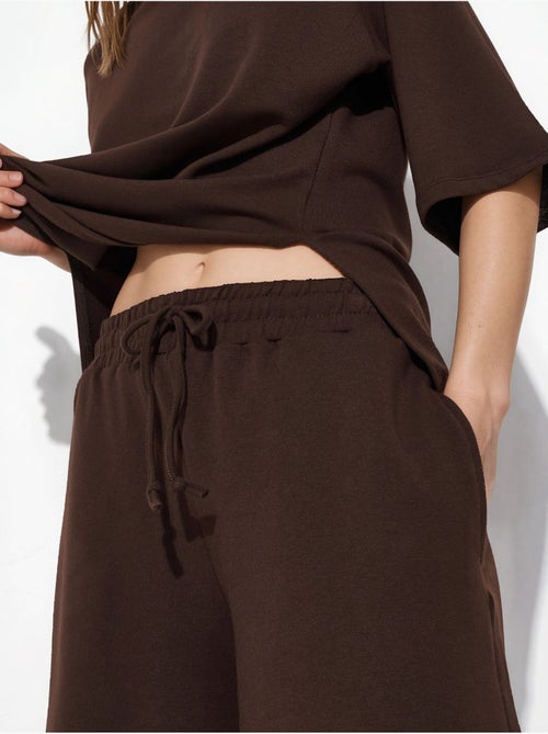 Shorts de chándal de tiro medio con cordón busem - Kiabi Shorts de chándal de tiro medio con cordón busem - Kiabi