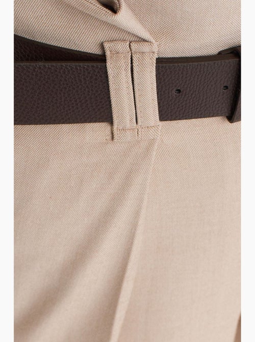 Shorts de crepé sastre a cintura alta con cinturón dilvin - Kiabi Shorts de crepé sastre a cintura alta con cinturón dilvin - Kiabi