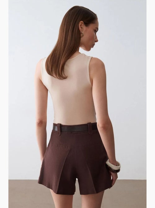 Shorts de popelina de algodón de cintura alta con cinturón dilvin - Kiabi Shorts de popelina de algodón de cintura alta con cinturón dilvin - Kiabi