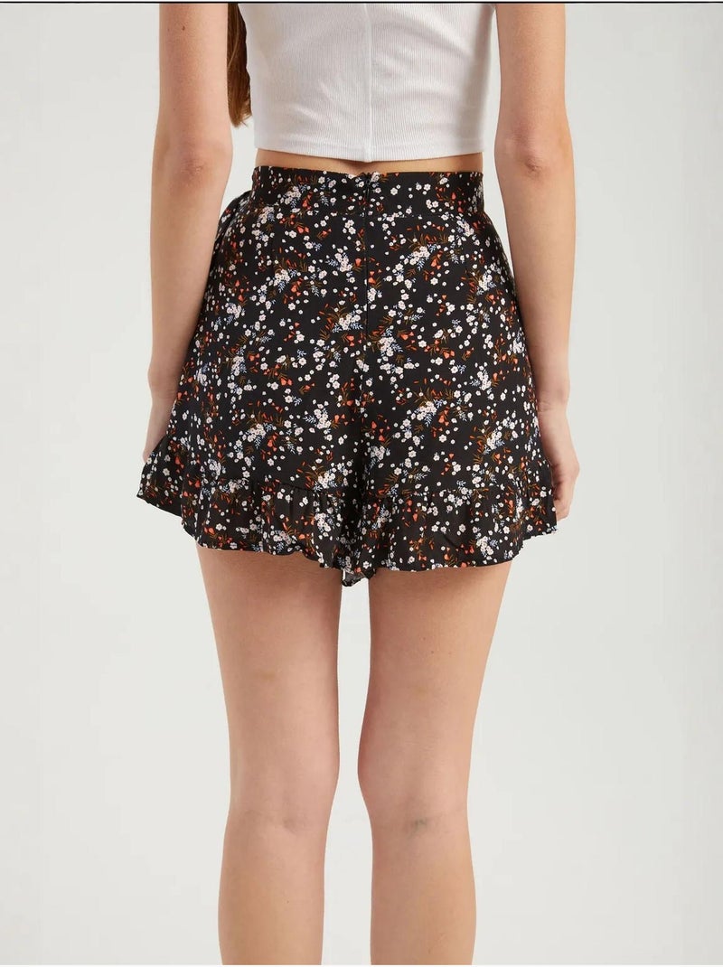 Shorts florales de cintura alta con detalle de cinturón hiccup Negro - Kiabi