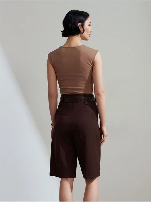 Shorts sastre de pernera ancha con cinturón y cintura alta dilvin - Kiabi Shorts sastre de pernera ancha con cinturón y cintura alta dilvin - Kiabi