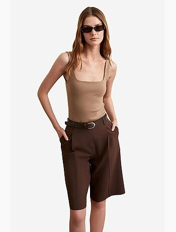 Shorts sastre de tiro alto y pernera ancha dilvin