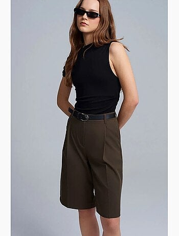 Shorts sastre de tiro alto y pernera ancha dilvin