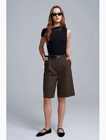 Shorts sastre de tiro alto y pernera ancha dilvin