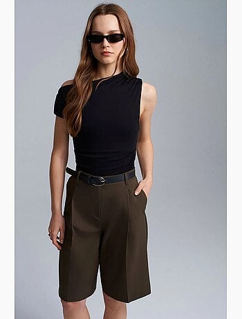 Shorts sastre de tiro alto y pernera ancha dilvin