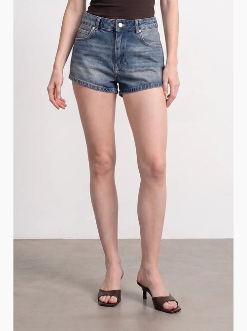 Shorts vaqueros de algodón de cintura alta dilvin - Kiabi Shorts vaqueros de algodón de cintura alta dilvin - Kiabi