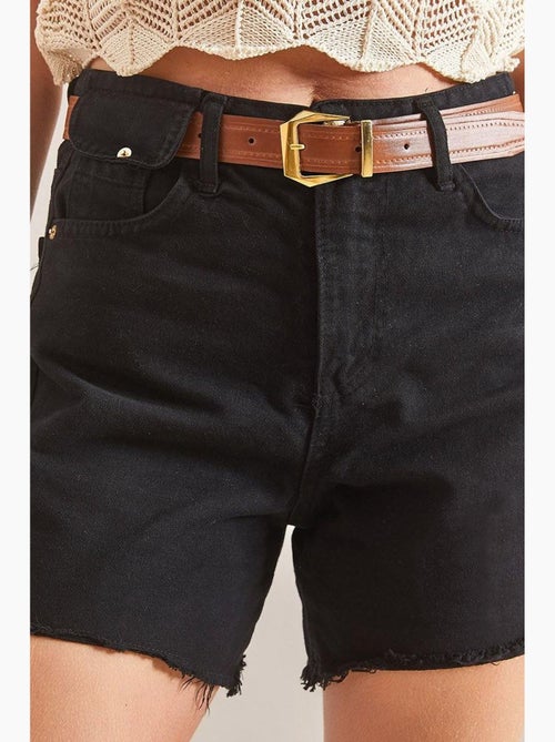 Shorts vaqueros de gabardina de lona con cinturón lucci - Kiabi Shorts vaqueros de gabardina de lona con cinturón lucci - Kiabi