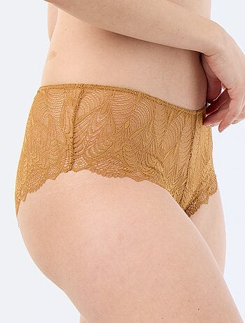 Shorty de encaje