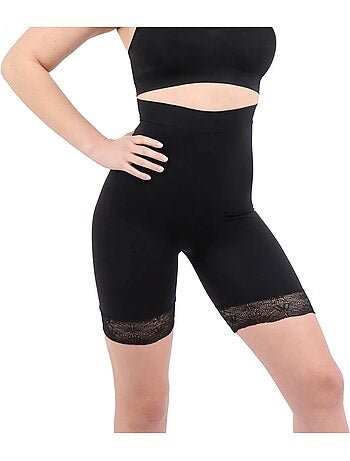 Shorty de encaje moldeador efecto vientre plano