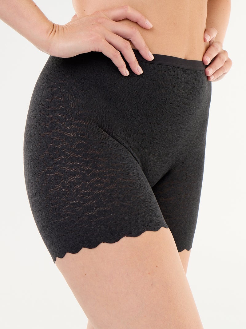 Shorty liso de encaje Negro - Kiabi