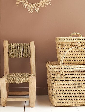 Silla infantil de madera de laurel y doum