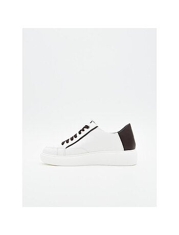 Sneaker tendencia Montevita Bro color blanco