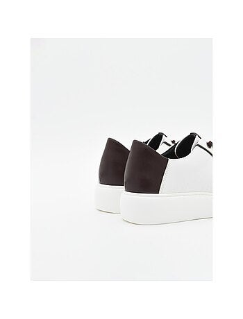 Sneaker tendencia Montevita Bro color blanco