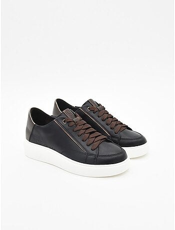 Sneaker tendencia Montevita Bro color negro