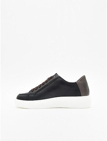 Sneaker tendencia Montevita Bro color negro