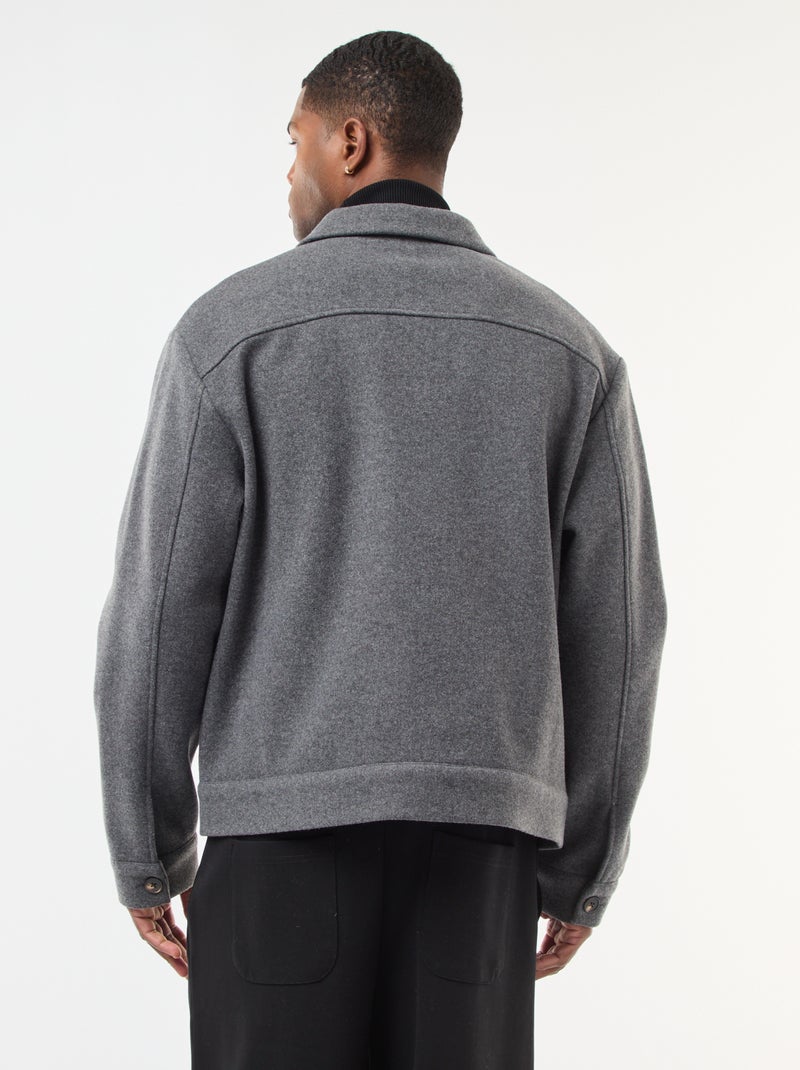 Sobrecamisa con 2 bolsillos con solapa abotonados en el pecho Gris - Kiabi