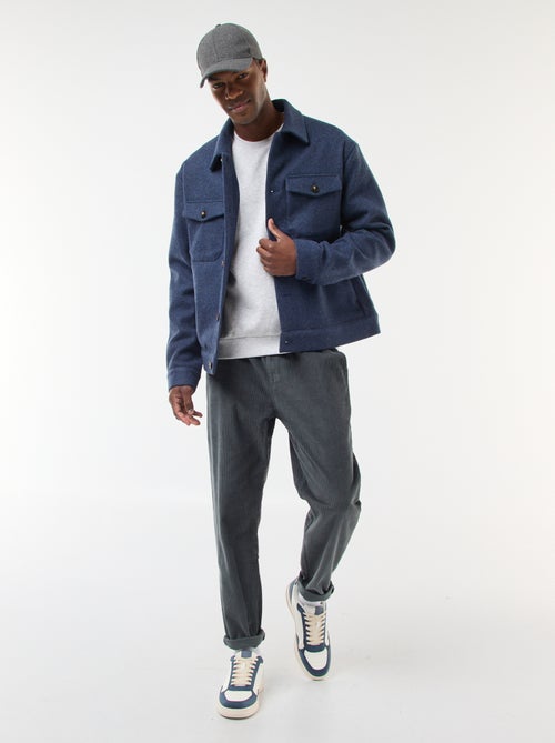 Sobrecamisa con 2 bolsillos de solapa abotonados en el pecho - Kiabi