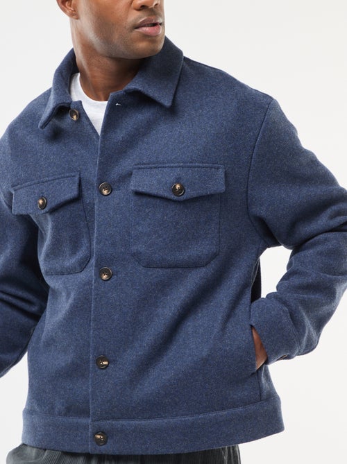 Sobrecamisa con 2 bolsillos de solapa abotonados en el pecho - Kiabi